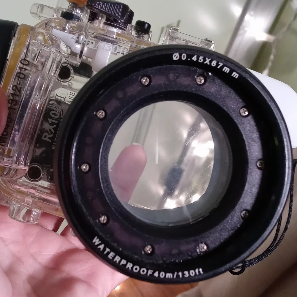 Waterproof camera case for Sony RX100/RX100II
